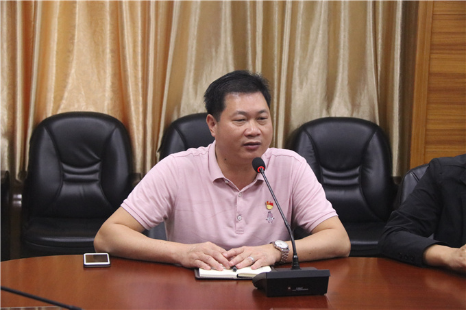 ��ί��������������ֻ���